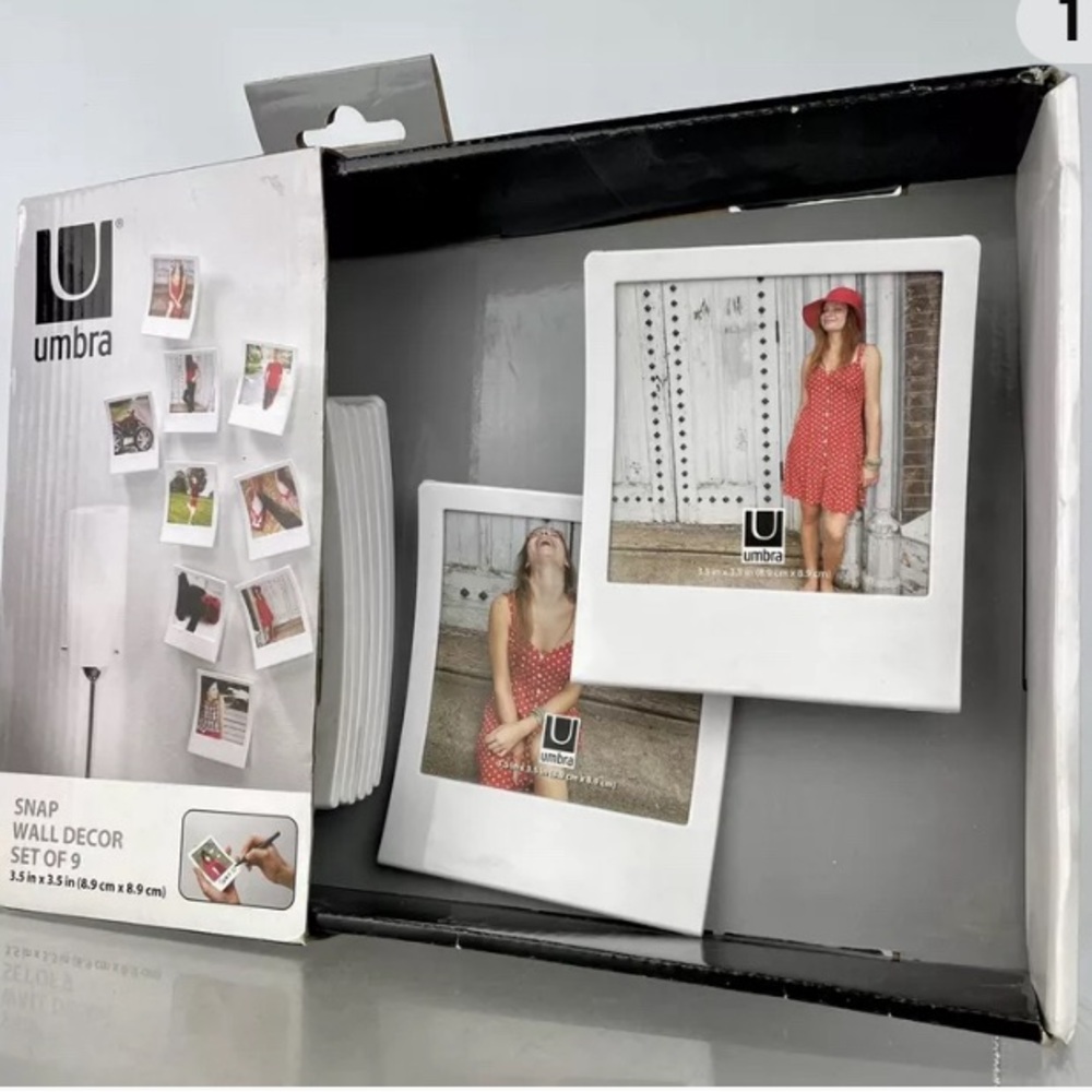 Umbra Snap Wall Decor